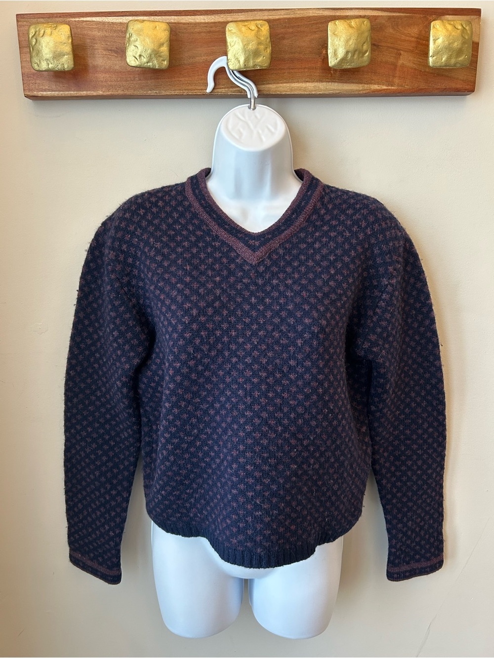 100% Wool Dalmys Sweater - Preppy Coastal Layering Piece - Purple Size Small
